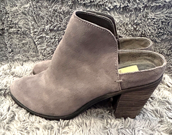 Dolce Vita Shoes - Dolce Vita Selene Women Sz. 9M Grey Slide On Mule/Bootie Heels Boots